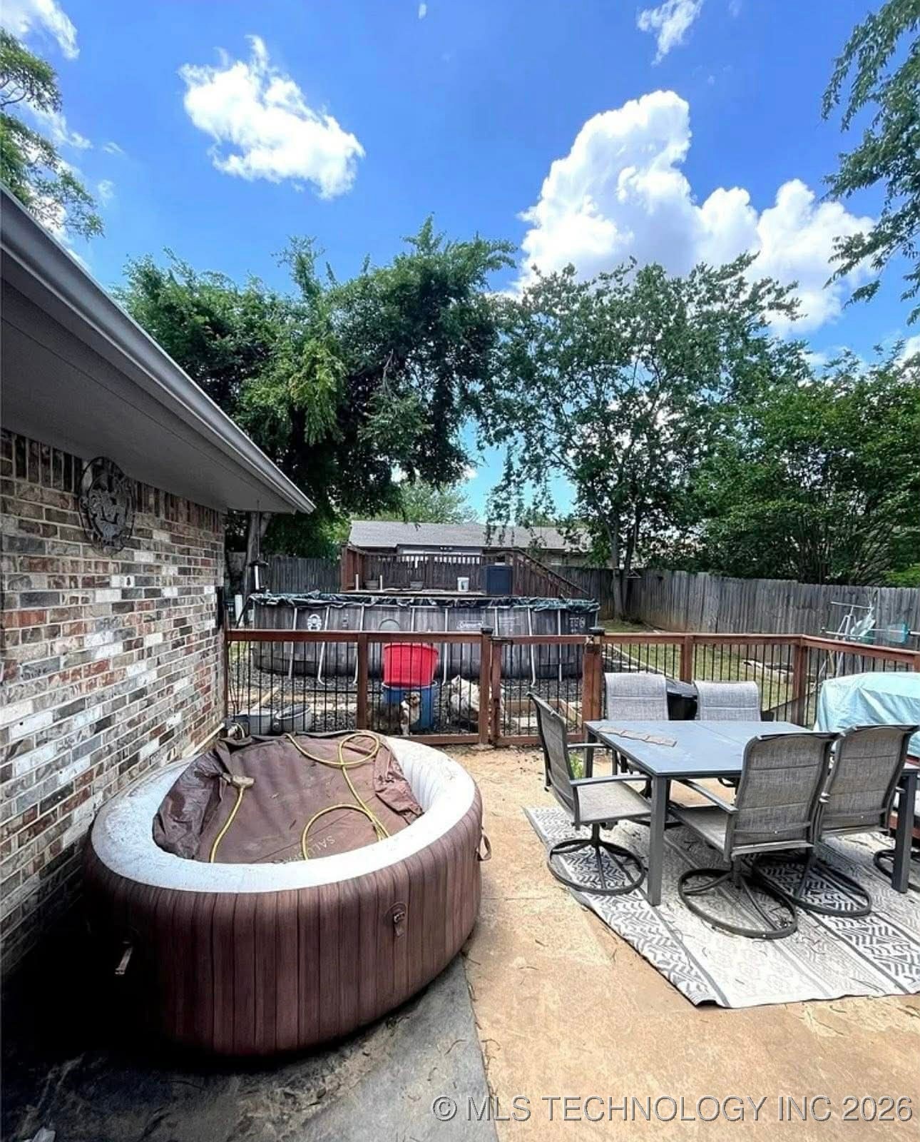 1715 Worley Street Property Photo 5