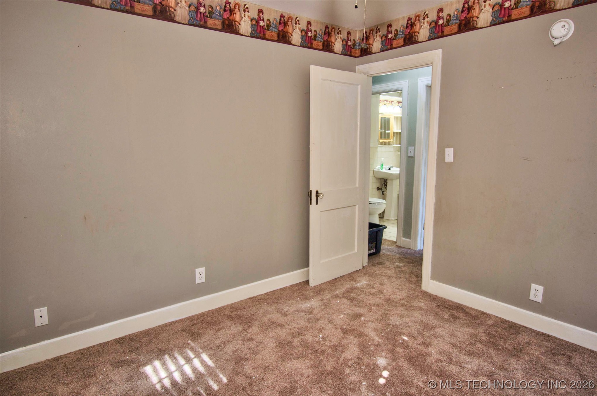 1502 Hayes Street Property Photo 15