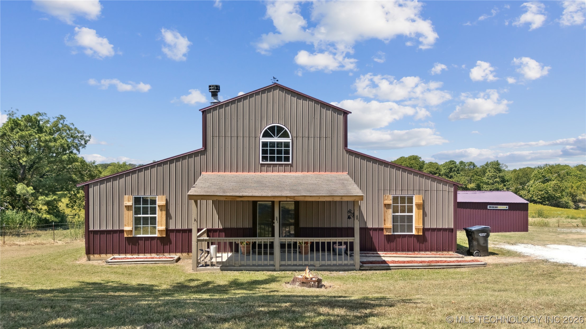 11822 S Rawhide Road E Property Photo 1