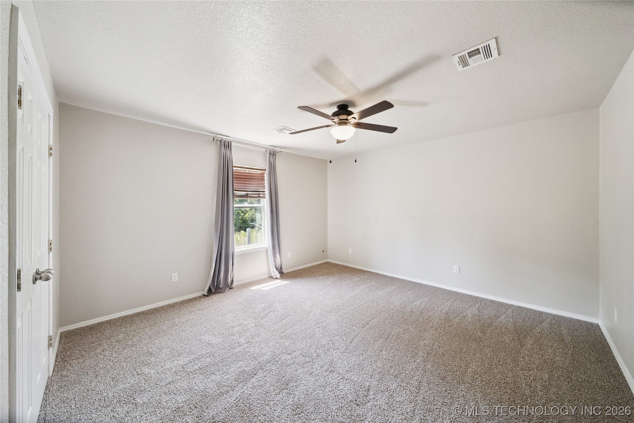 11822 S Rawhide Road E Property Photo 19