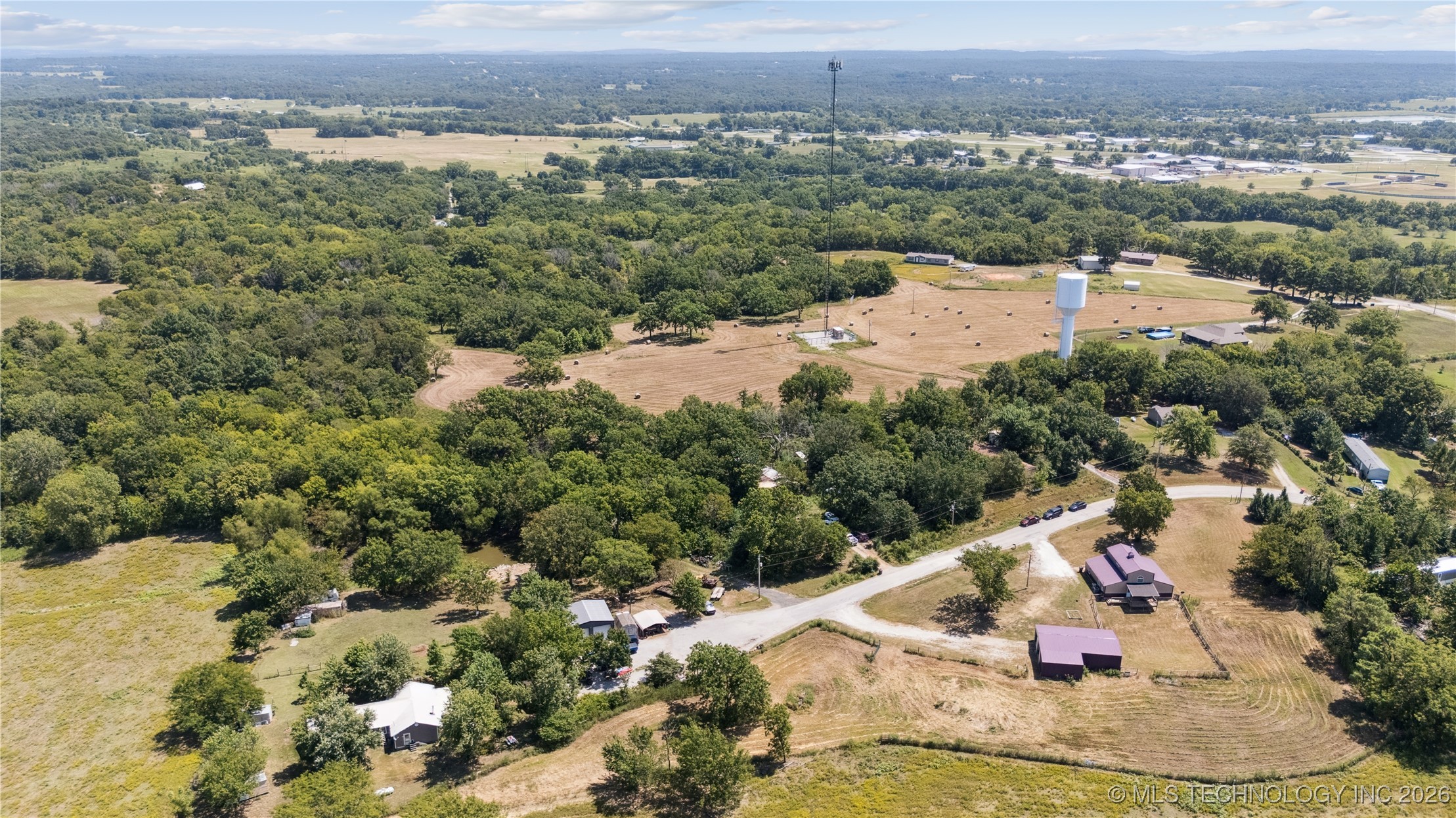 11822 S Rawhide Road E Property Photo 23