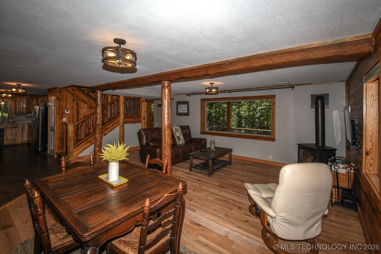 420 Deer Lake Drive Property Photo 13