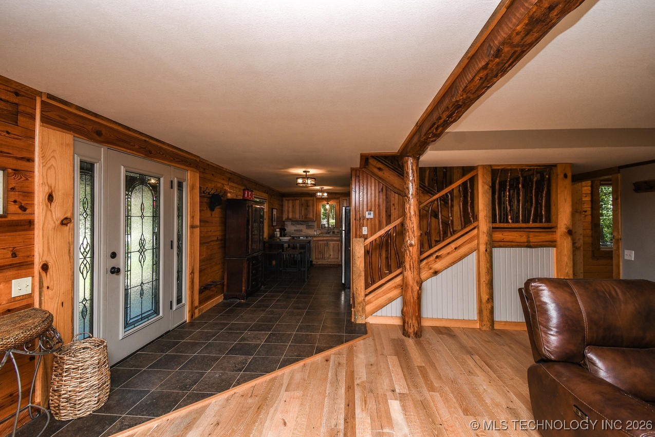 420 Deer Lake Drive Property Photo 15