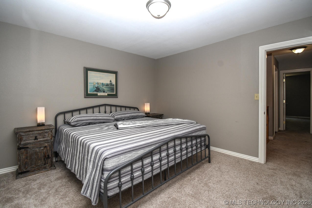 420 Deer Lake Drive Property Photo 30