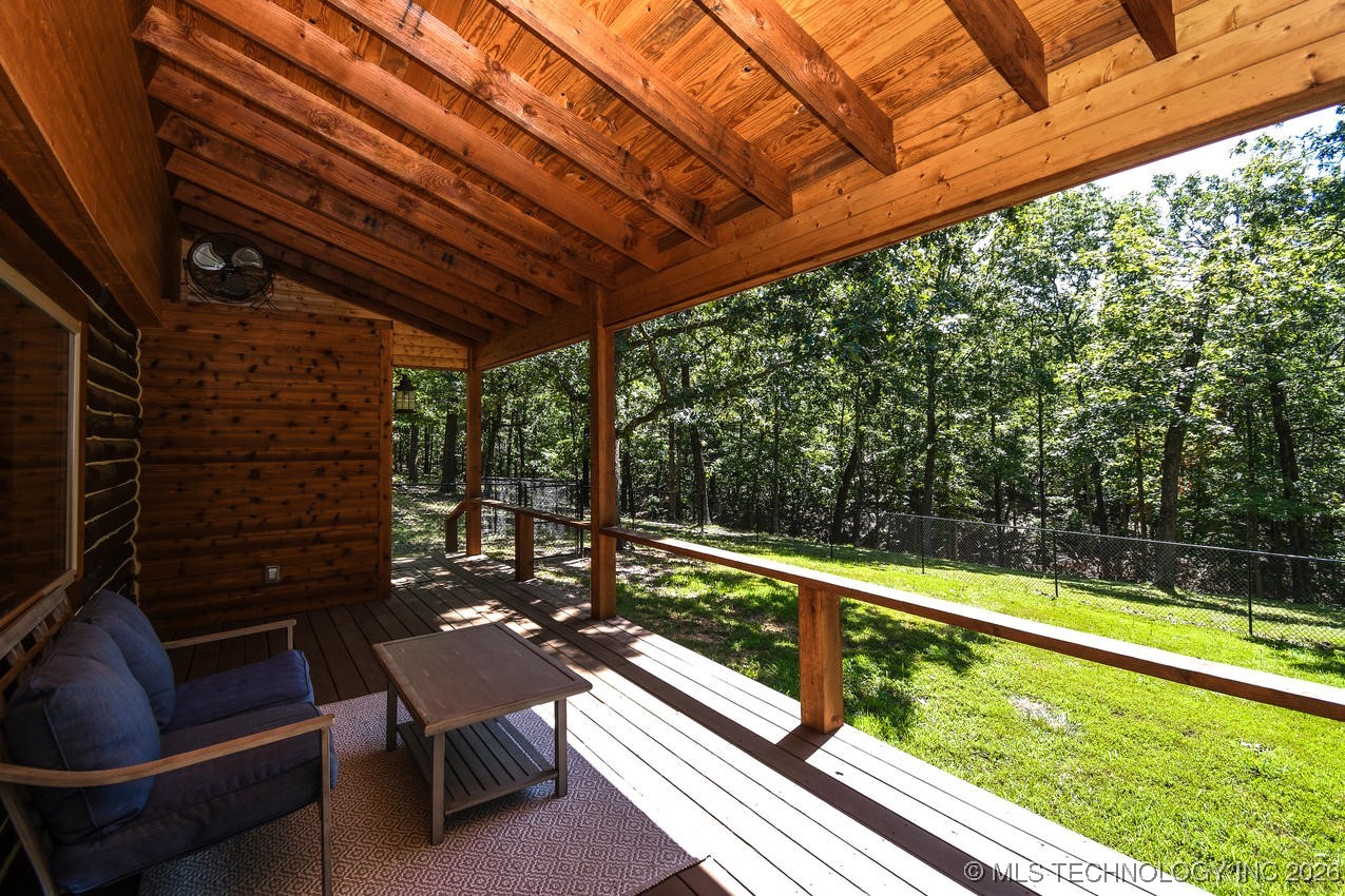 420 Deer Lake Drive Property Photo 35