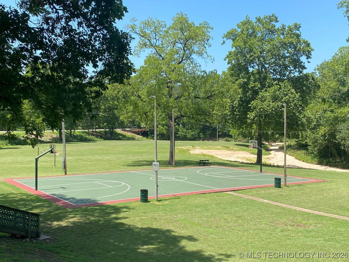 420 Deer Lake Drive Property Photo 58