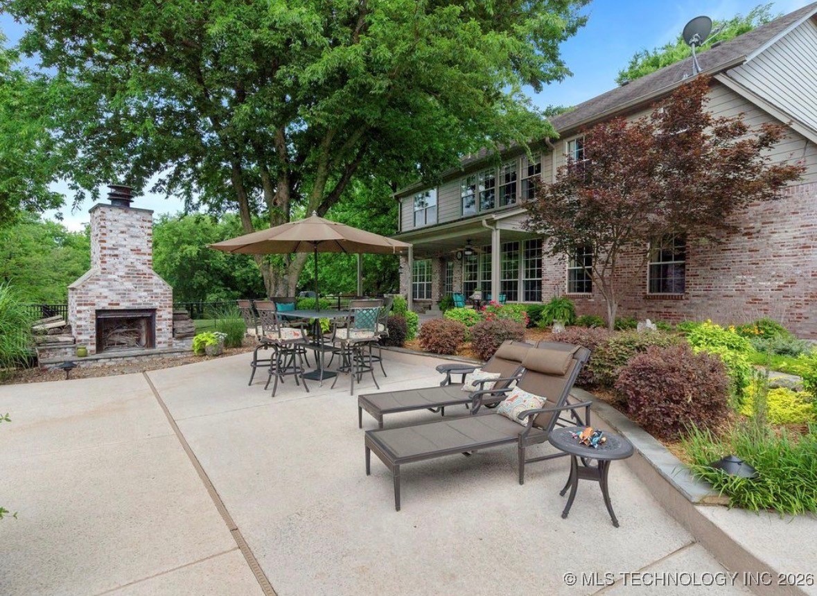 7296 N 200th East Avenue Property Photo 6