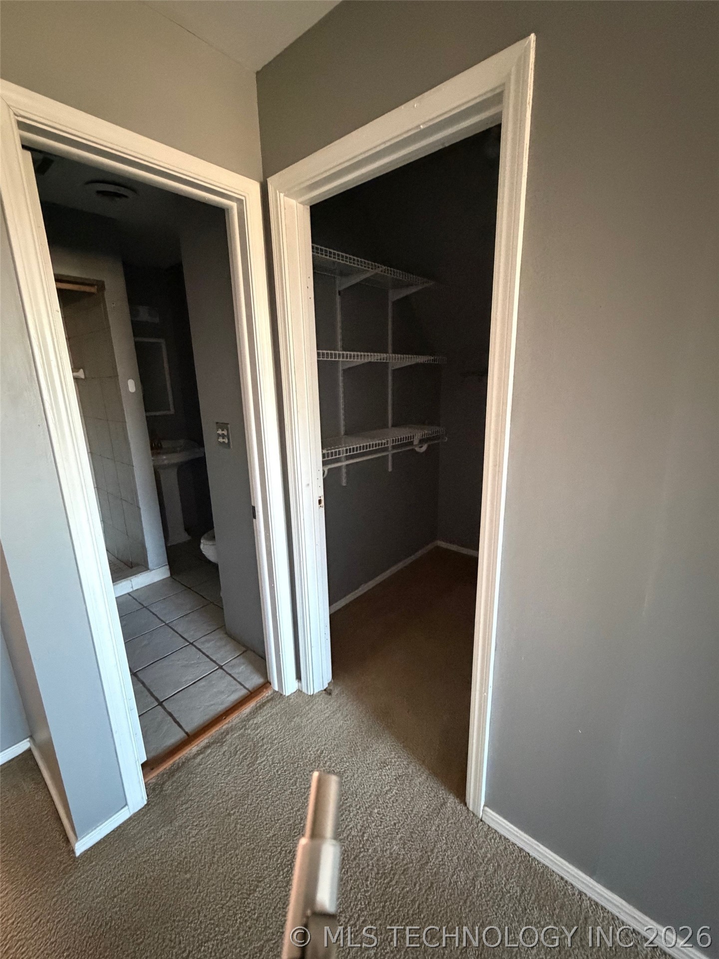 5716 S 80th East Avenue Property Photo 5