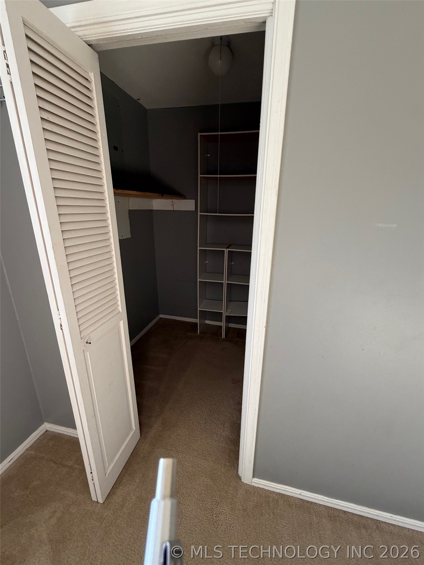 5716 S 80th East Avenue Property Photo 17