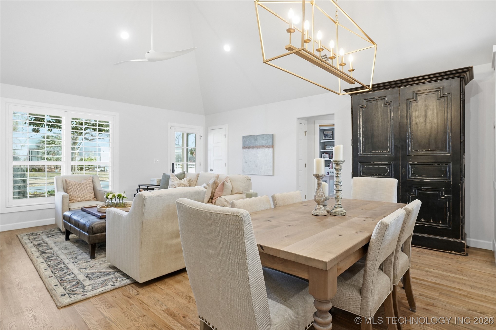 2518 E 17th Street Property Photo 17