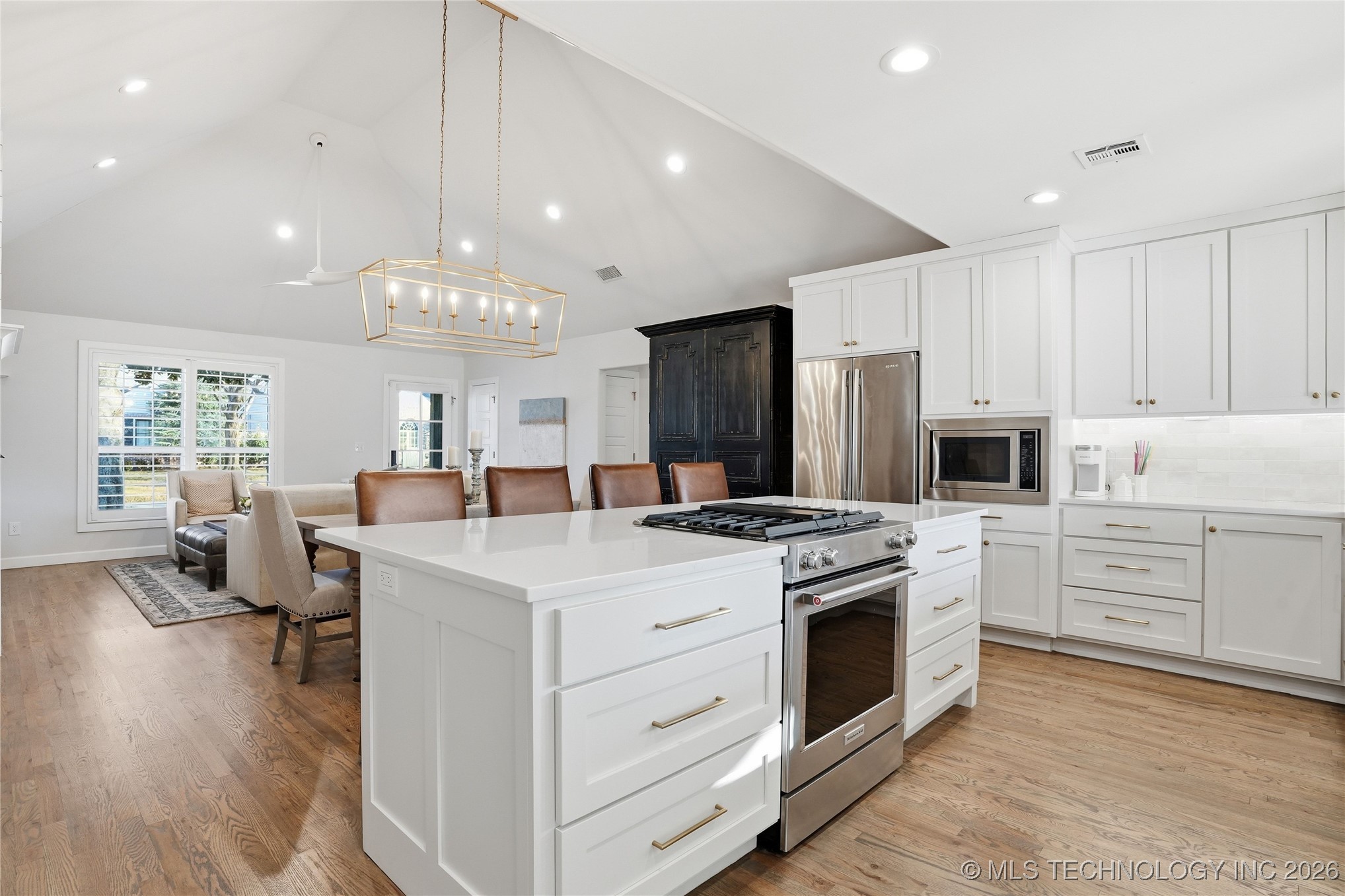 2518 E 17th Street Property Photo 20