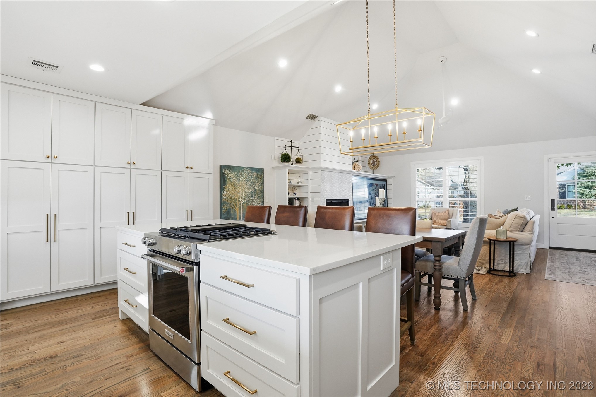 2518 E 17th Street Property Photo 22