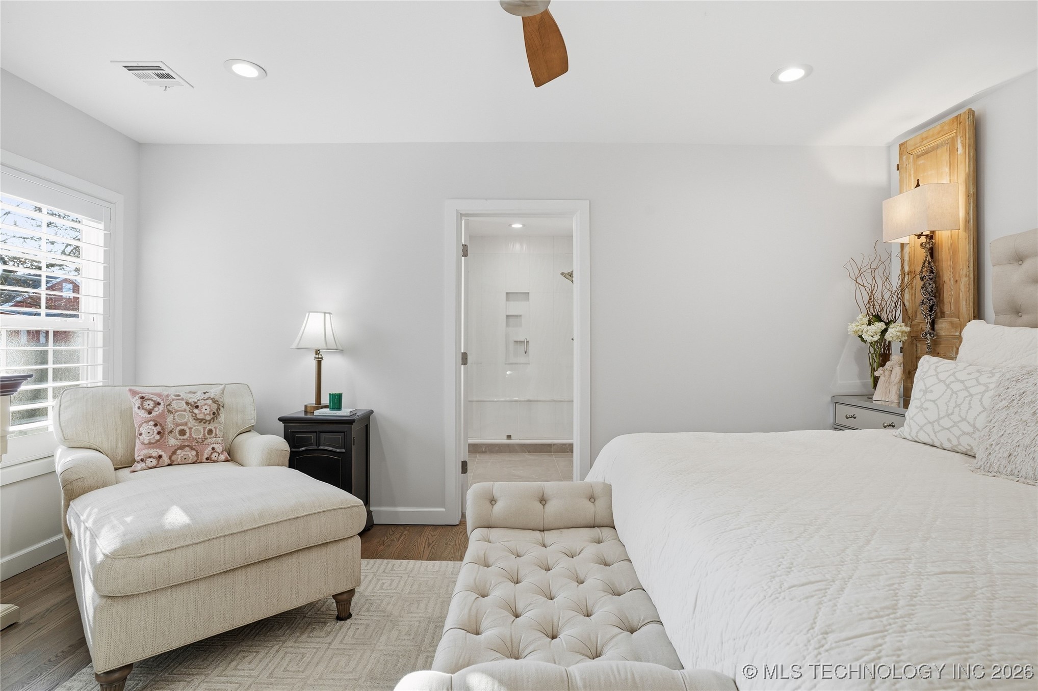 2518 E 17th Street Property Photo 28