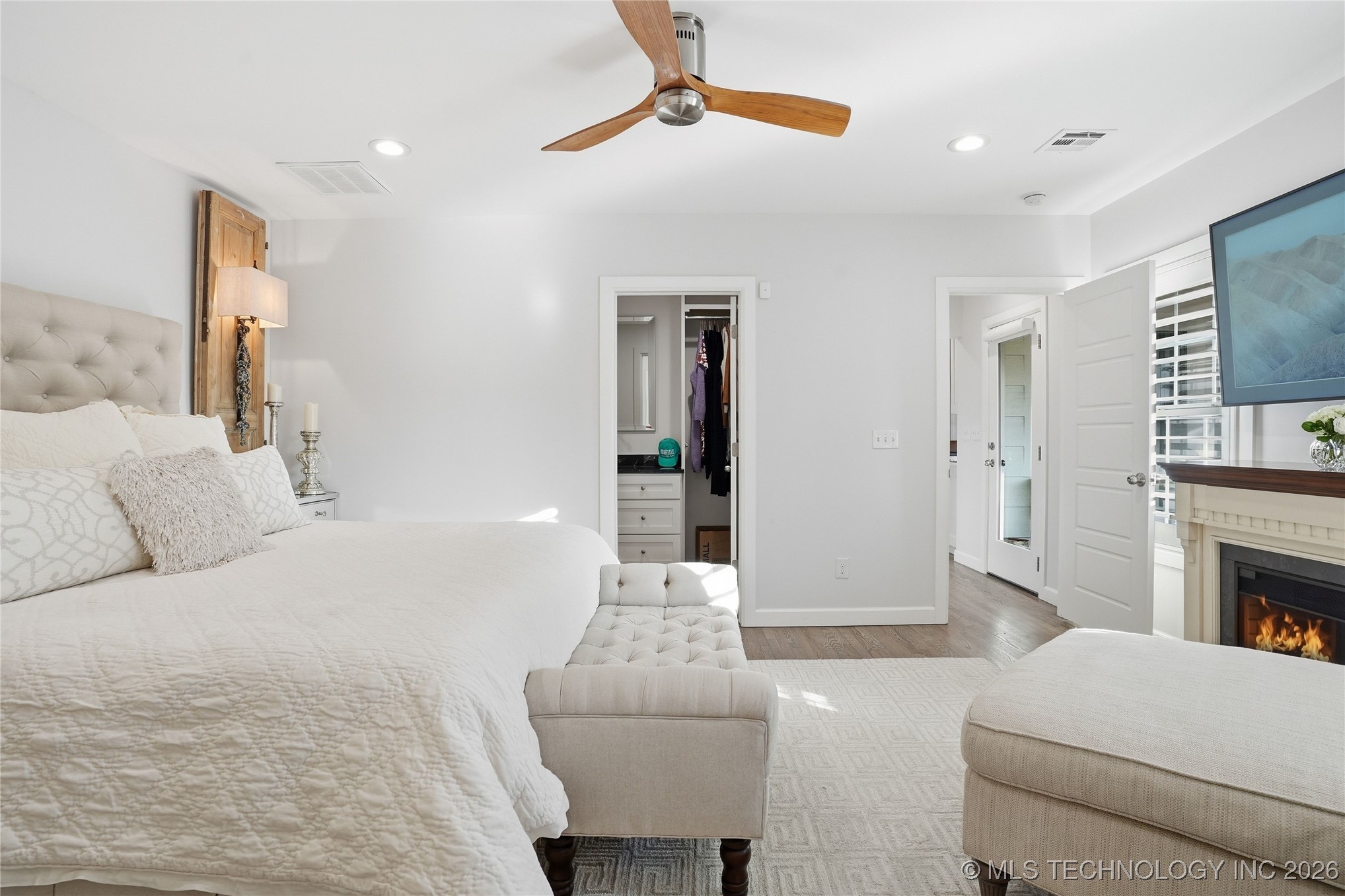 2518 E 17th Street Property Photo 30