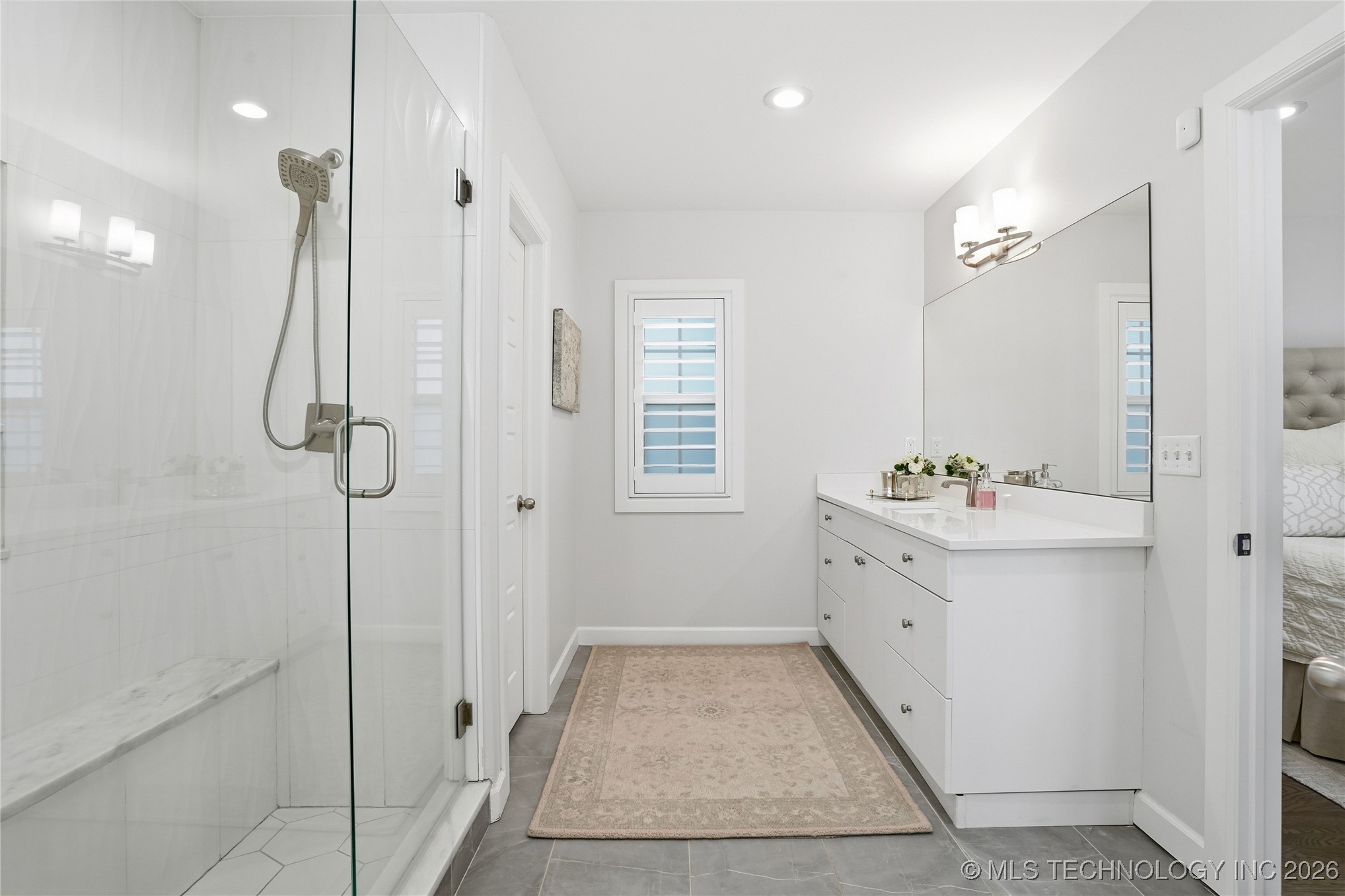 2518 E 17th Street Property Photo 31