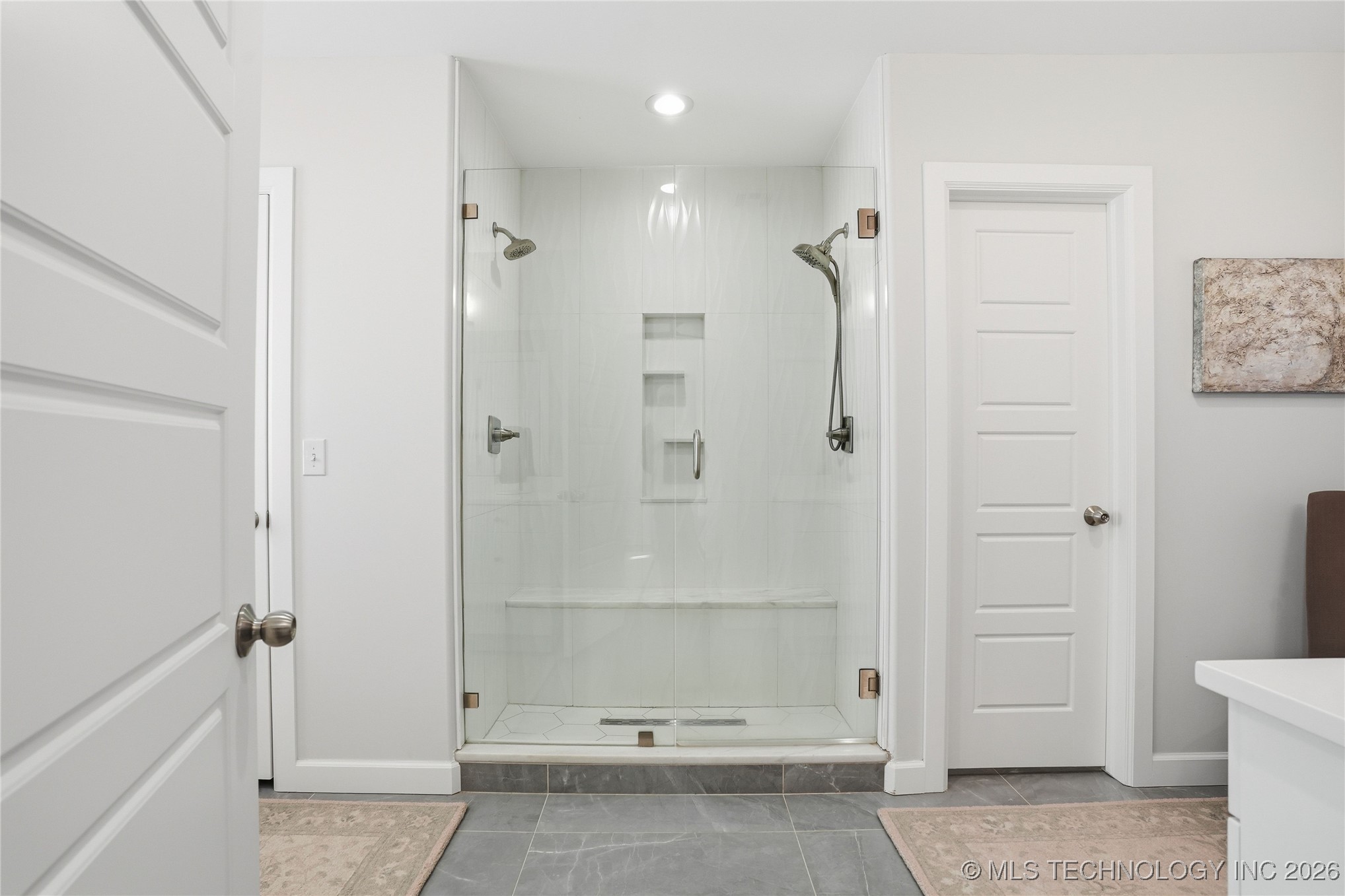 2518 E 17th Street Property Photo 33