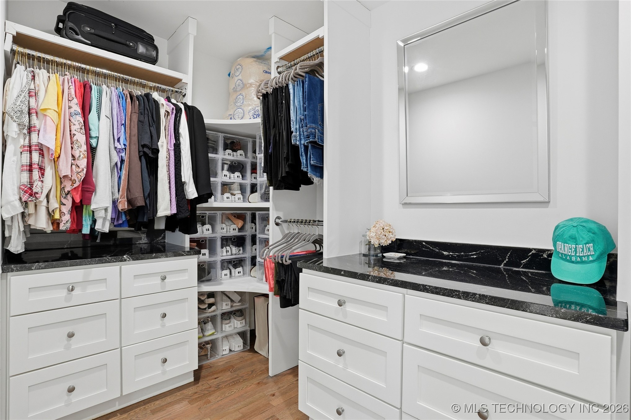 2518 E 17th Street Property Photo 35