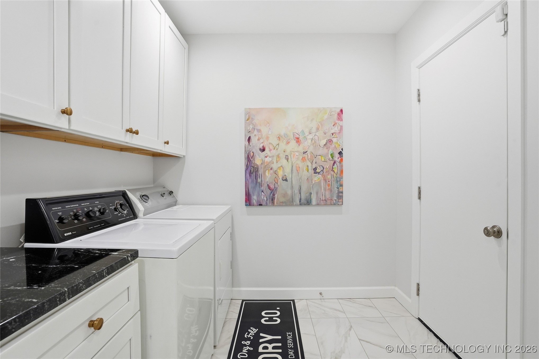 2518 E 17th Street Property Photo 47