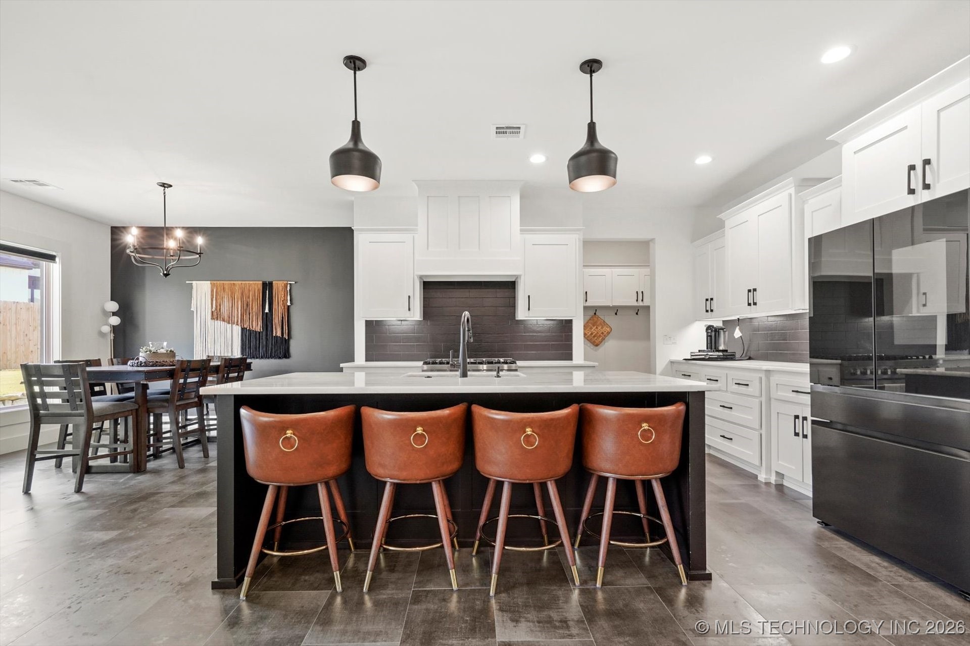 2035 E 138th Place S Property Photo 8