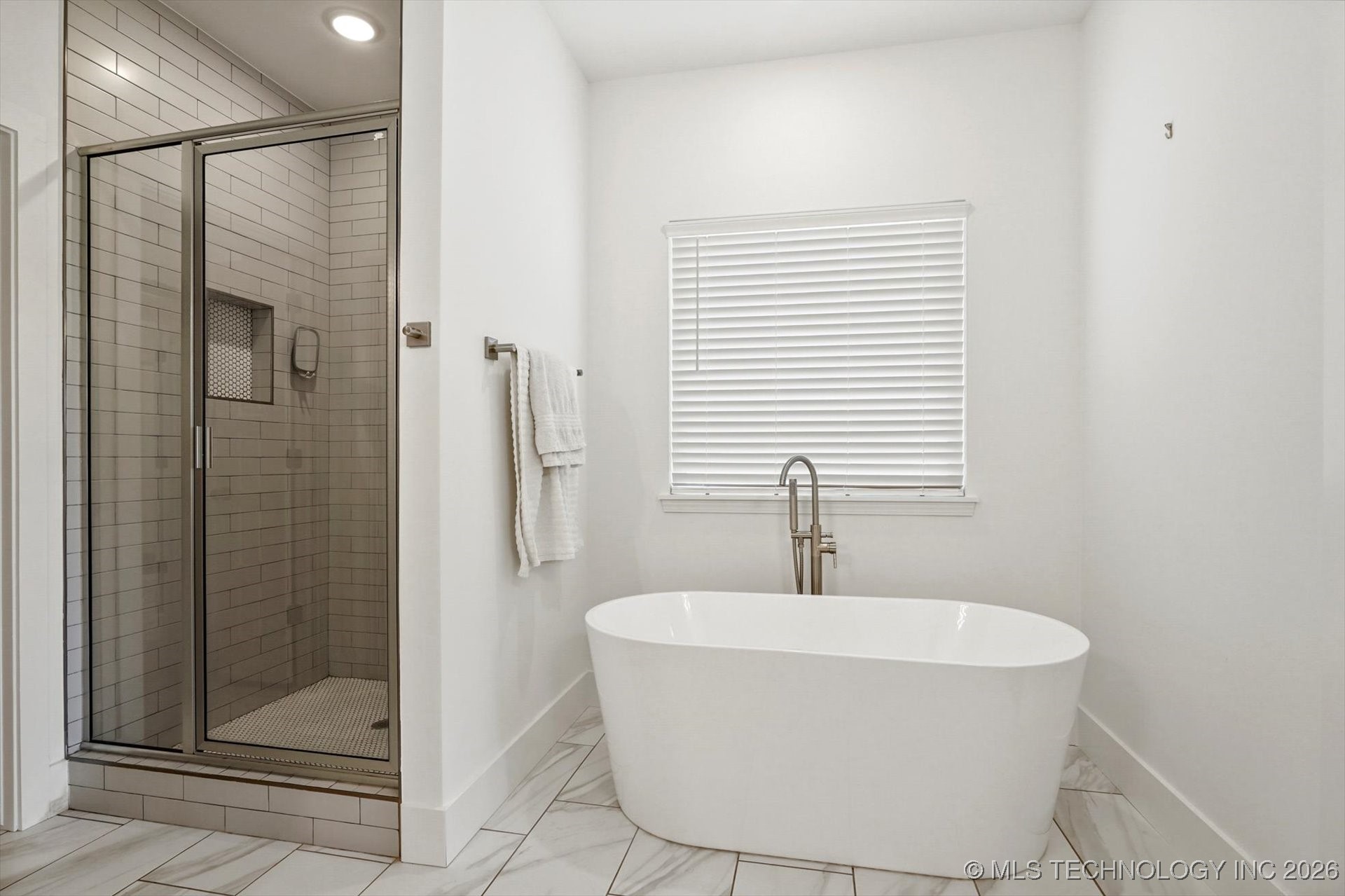 2035 E 138th Place S Property Photo 15