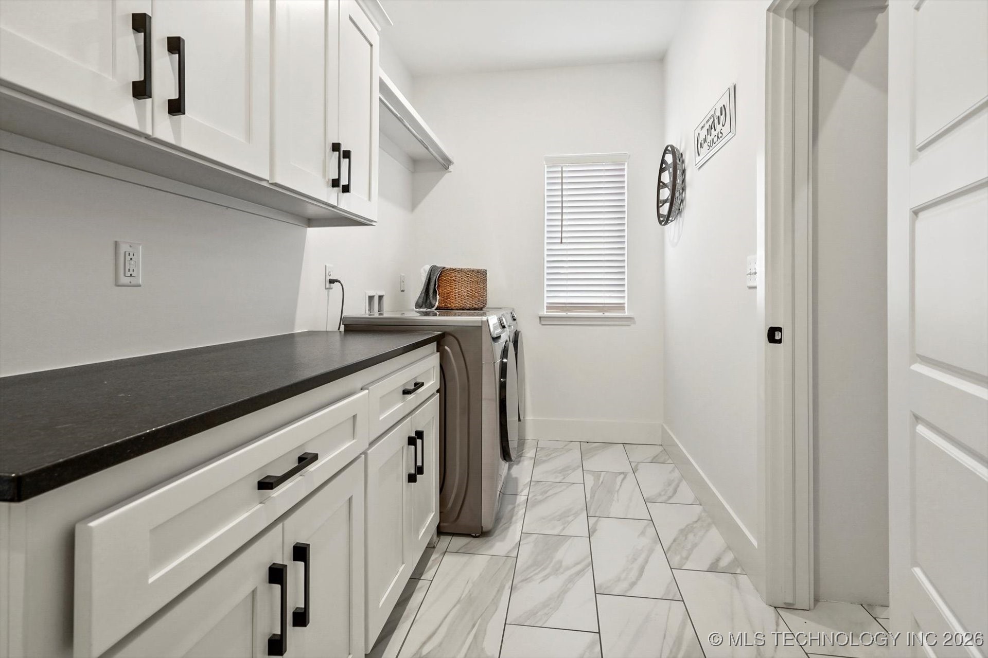 2035 E 138th Place S Property Photo 17