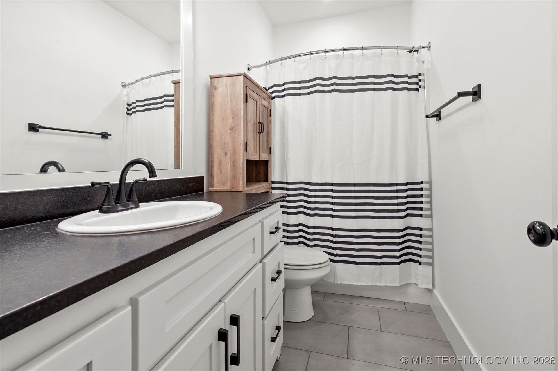 2035 E 138th Place S Property Photo 18