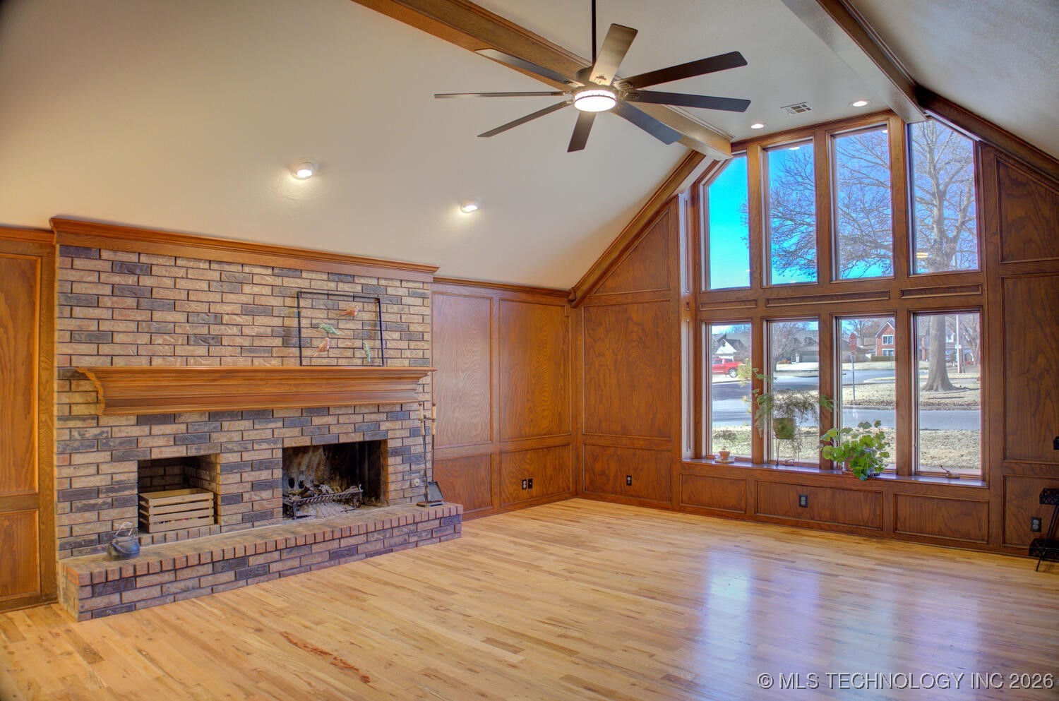 8637 S 73rd East Avenue Property Photo 10