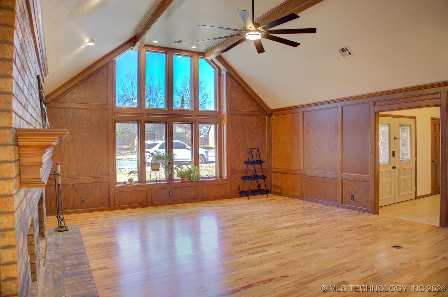 8637 S 73rd East Avenue Property Photo 11