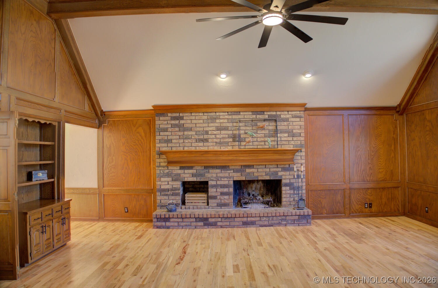 8637 S 73rd East Avenue Property Photo 14