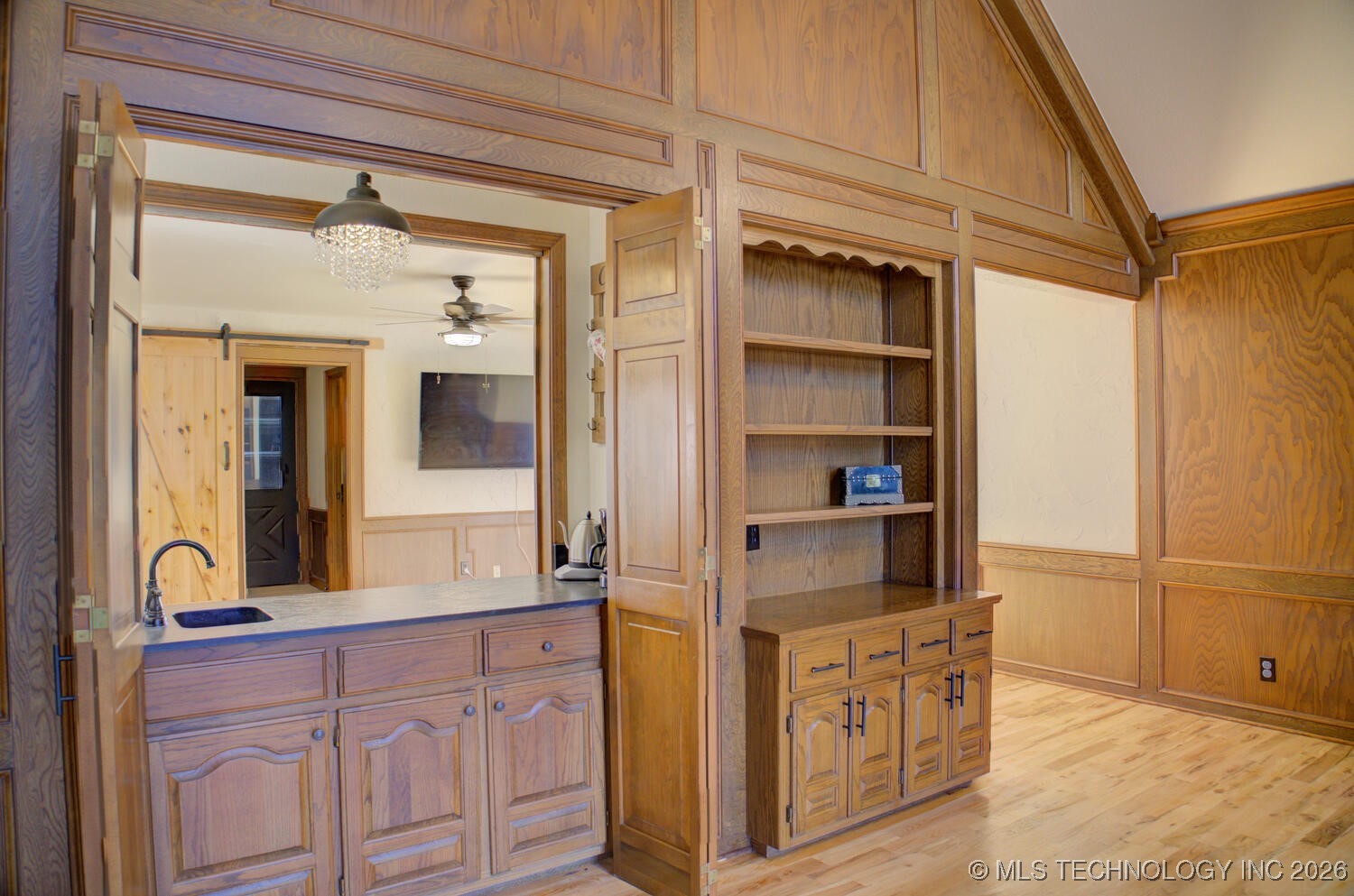 8637 S 73rd East Avenue Property Photo 15