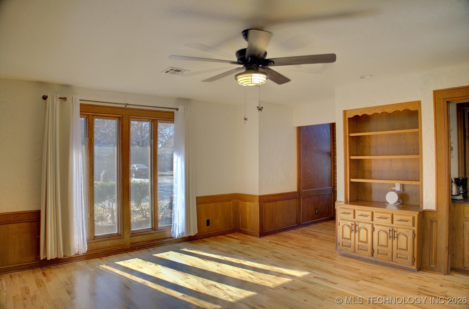 8637 S 73rd East Avenue Property Photo 19