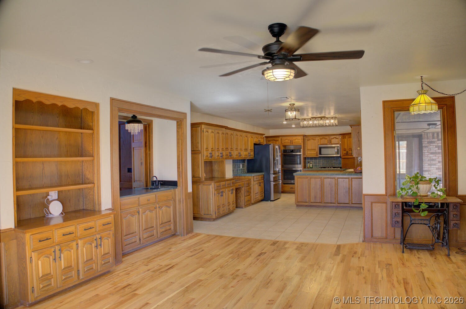 8637 S 73rd East Avenue Property Photo 20