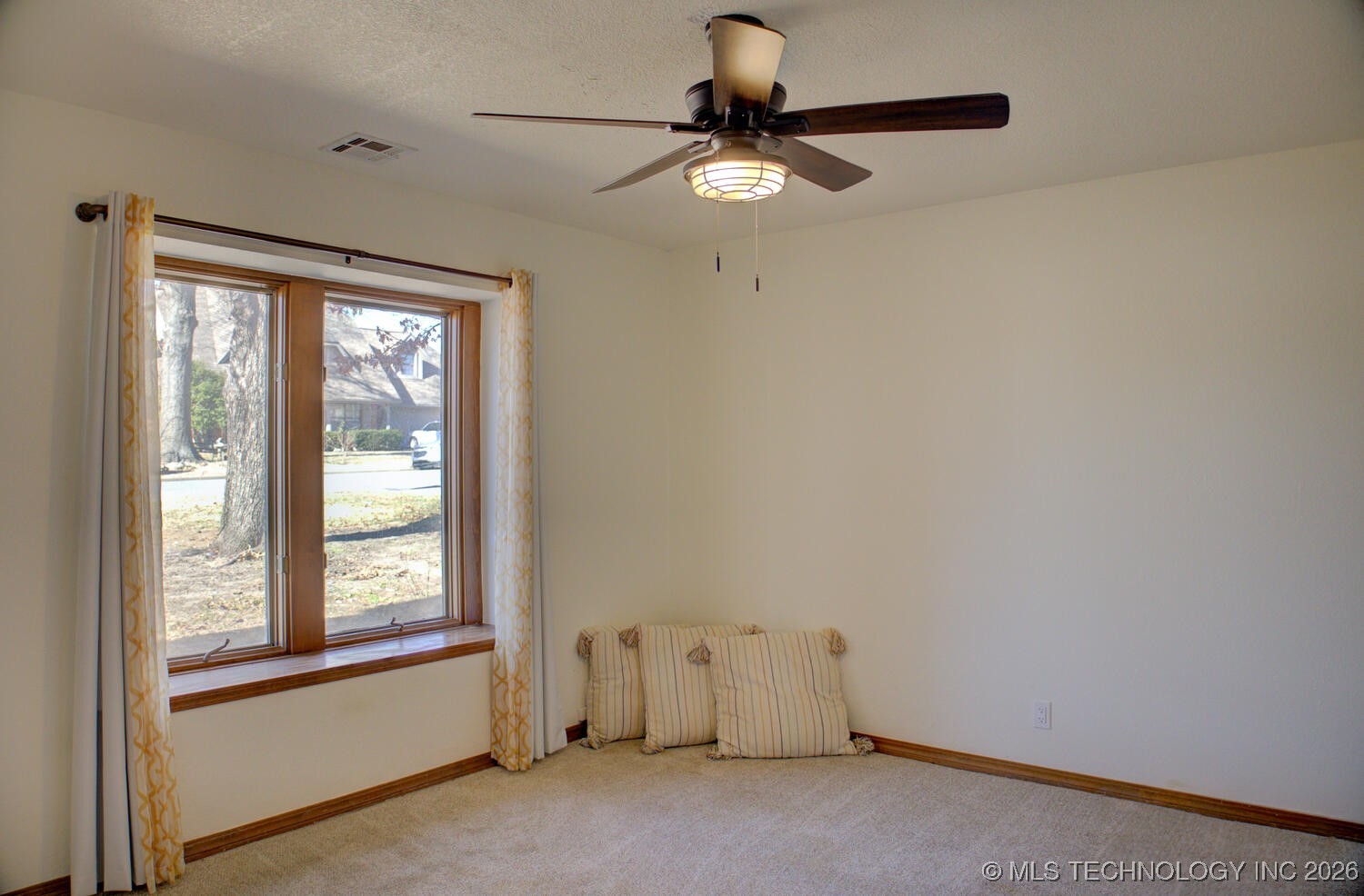 8637 S 73rd East Avenue Property Photo 41