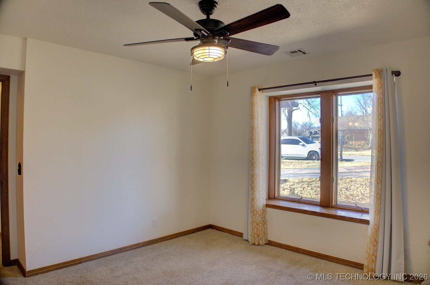 8637 S 73rd East Avenue Property Photo 42