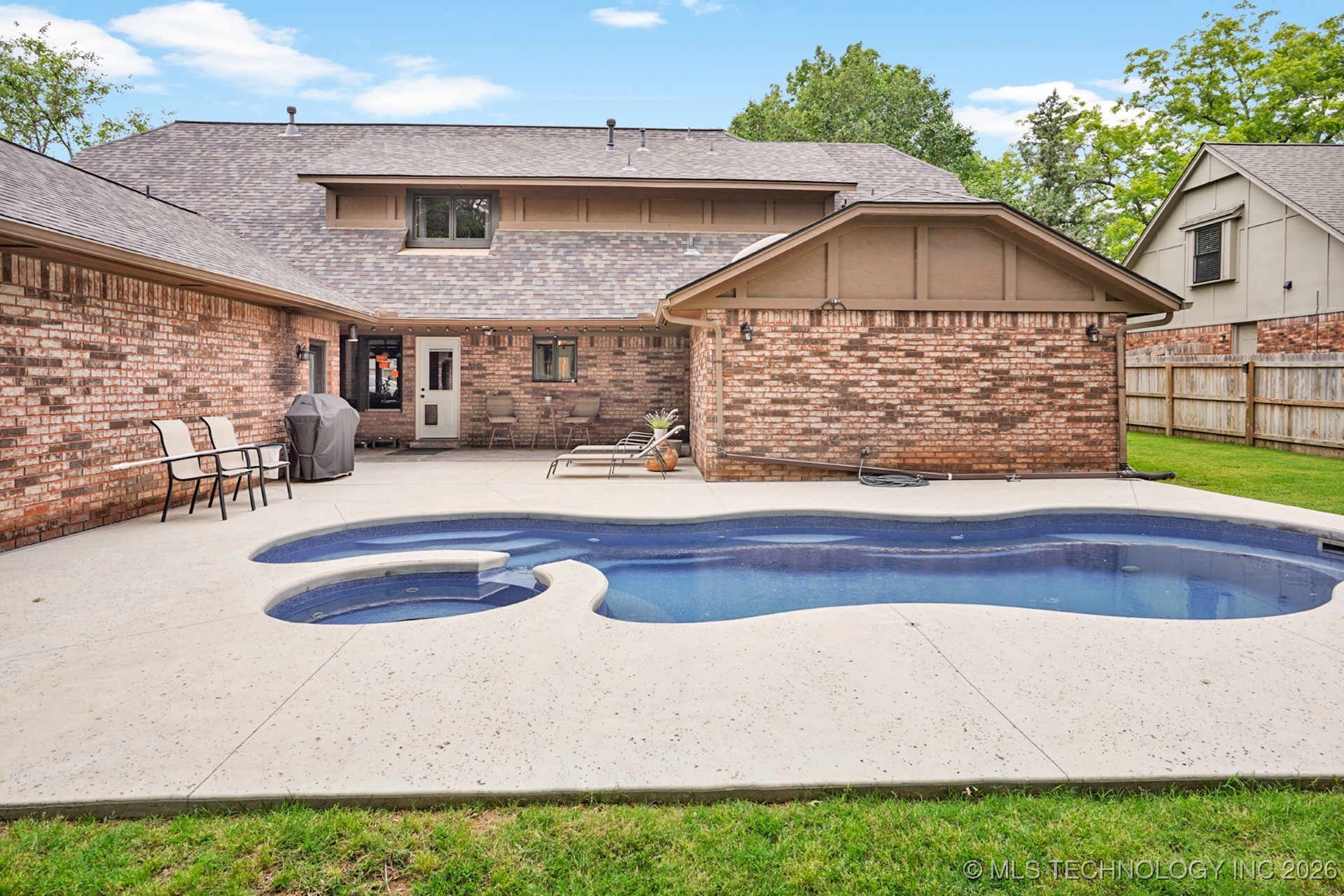 8637 S 73rd East Avenue Property Photo 62