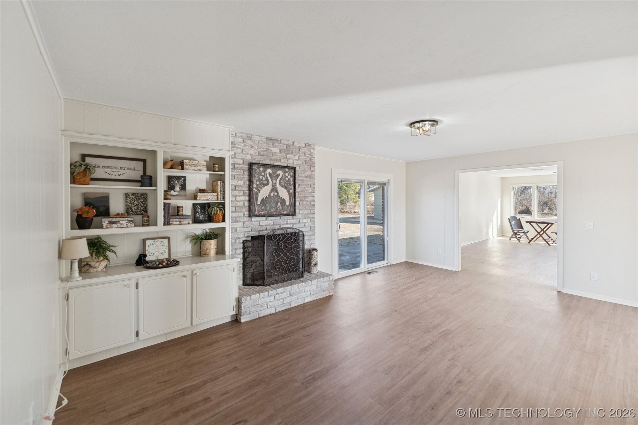 15303 E 440 Road Property Photo 7