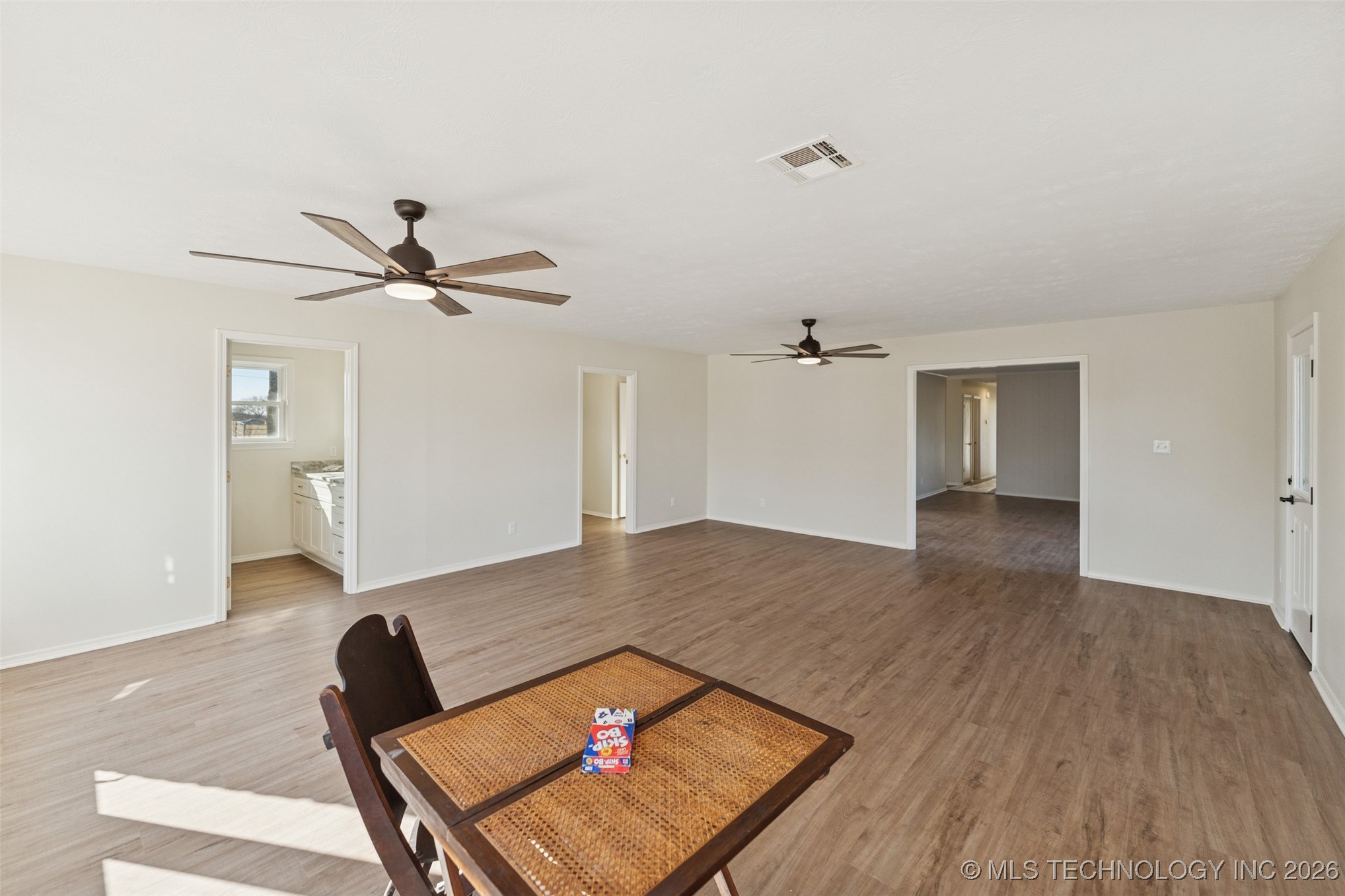 15303 E 440 Road Property Photo 11