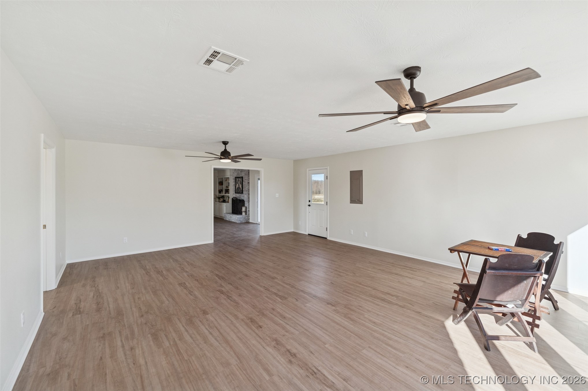 15303 E 440 Road Property Photo 12