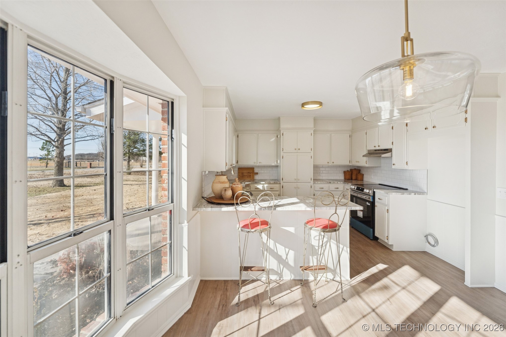 15303 E 440 Road Property Photo 14