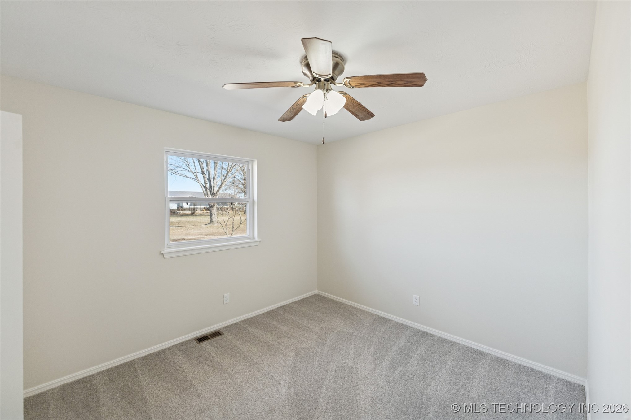 15303 E 440 Road Property Photo 19