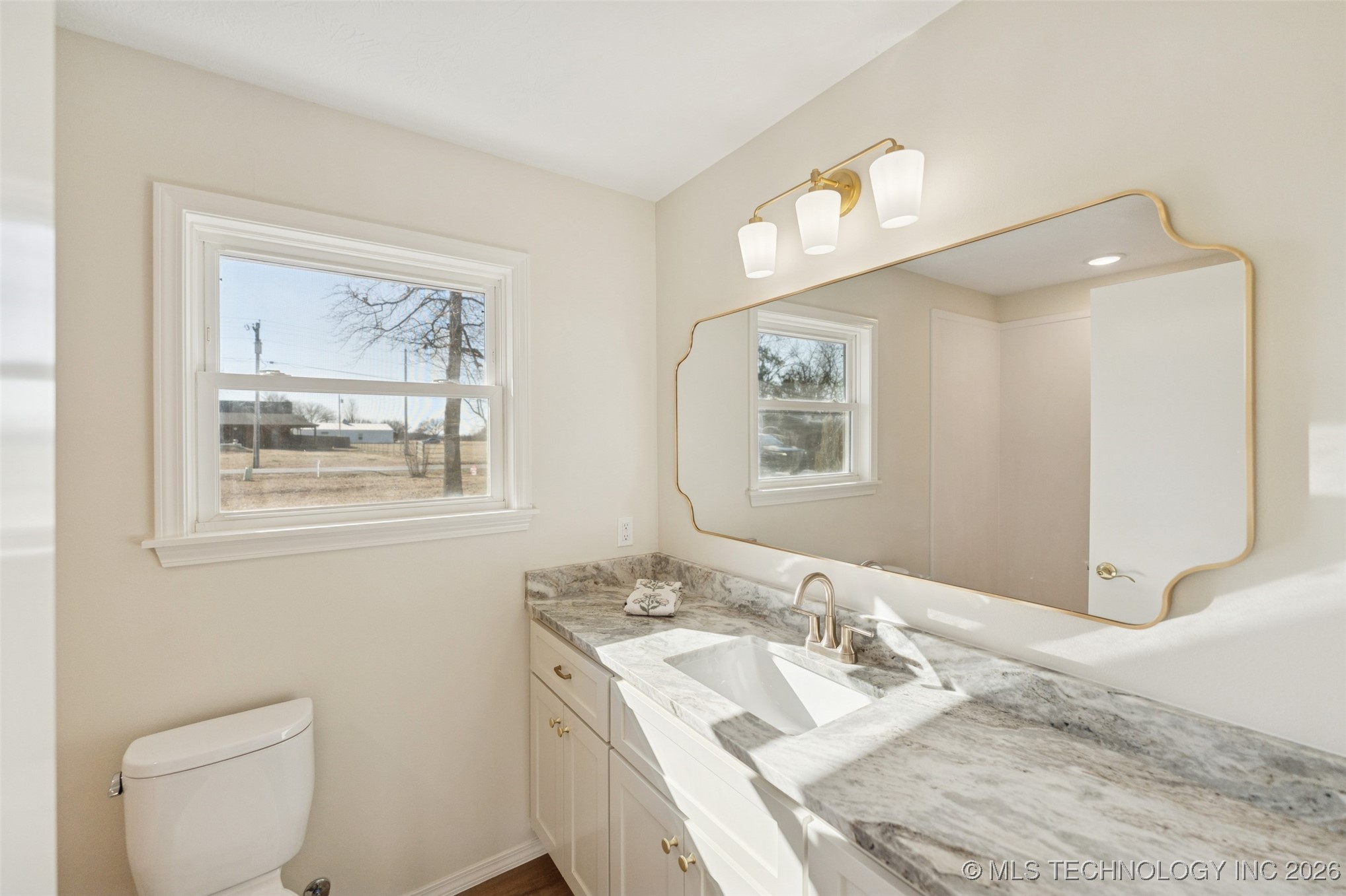 15303 E 440 Road Property Photo 25