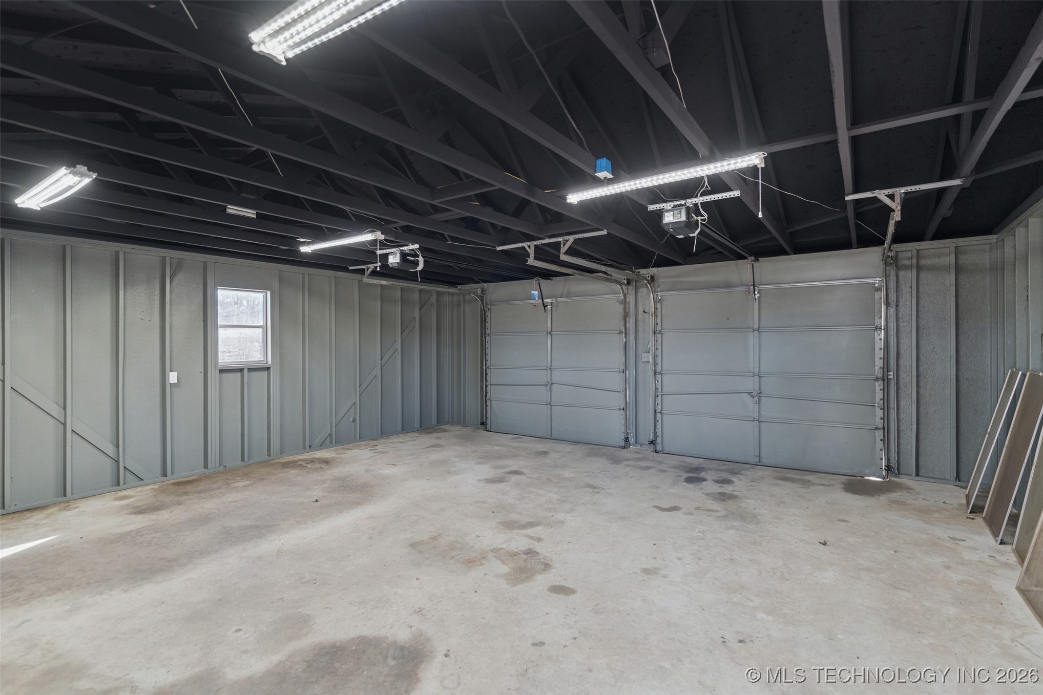 15303 E 440 Road Property Photo 35