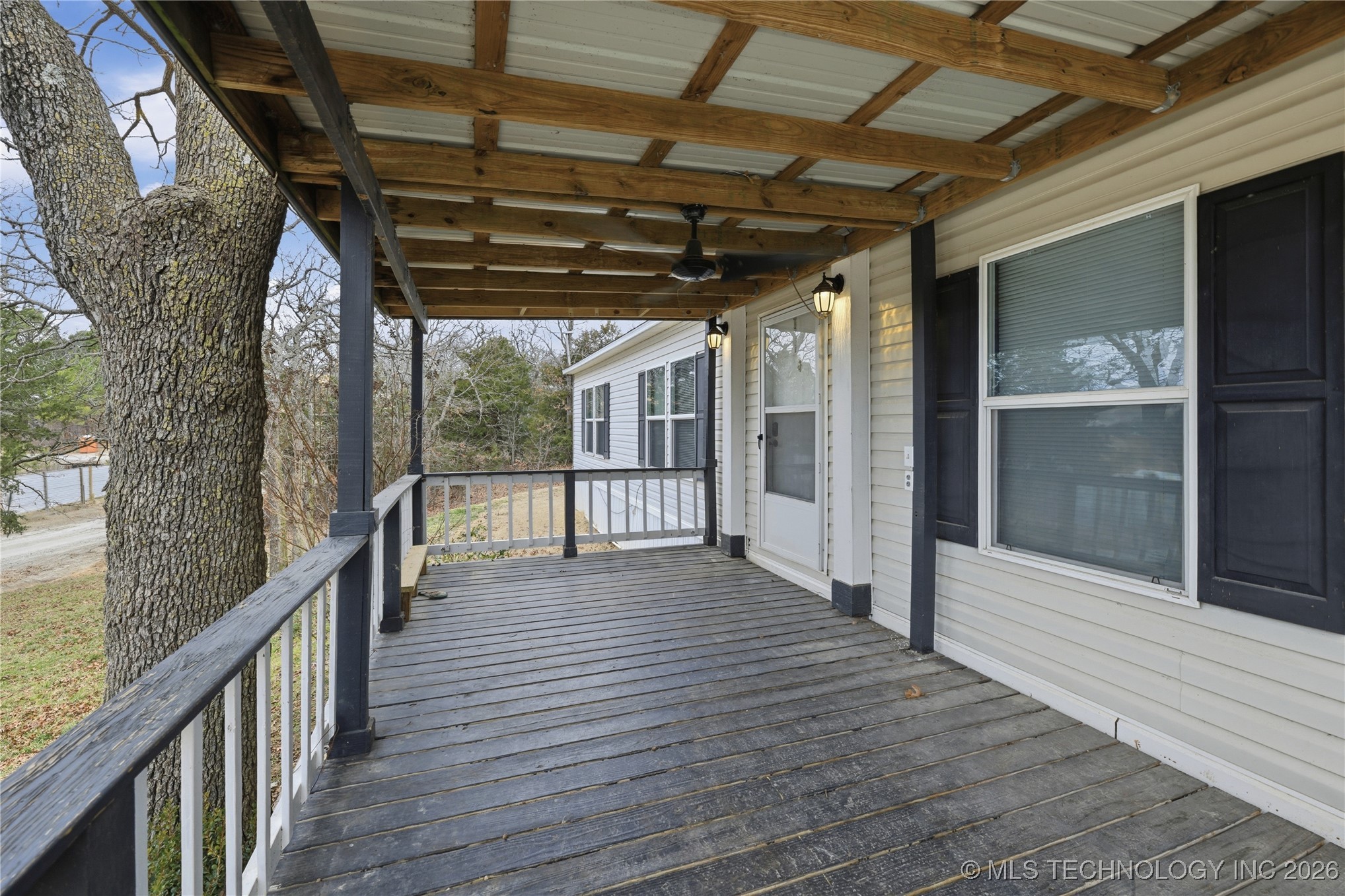 961 Terrace Drive Property Photo 2