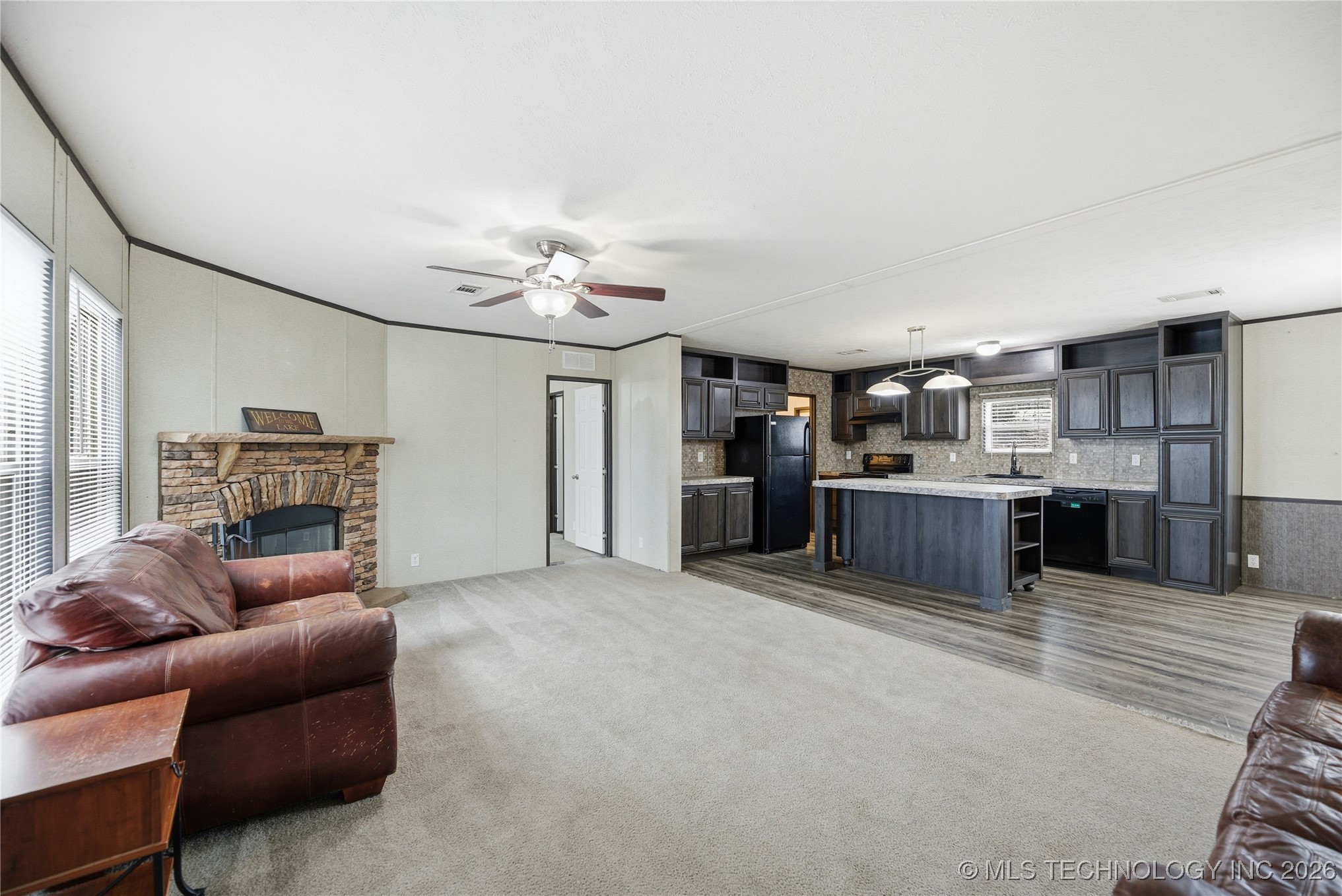 961 Terrace Drive Property Photo 5