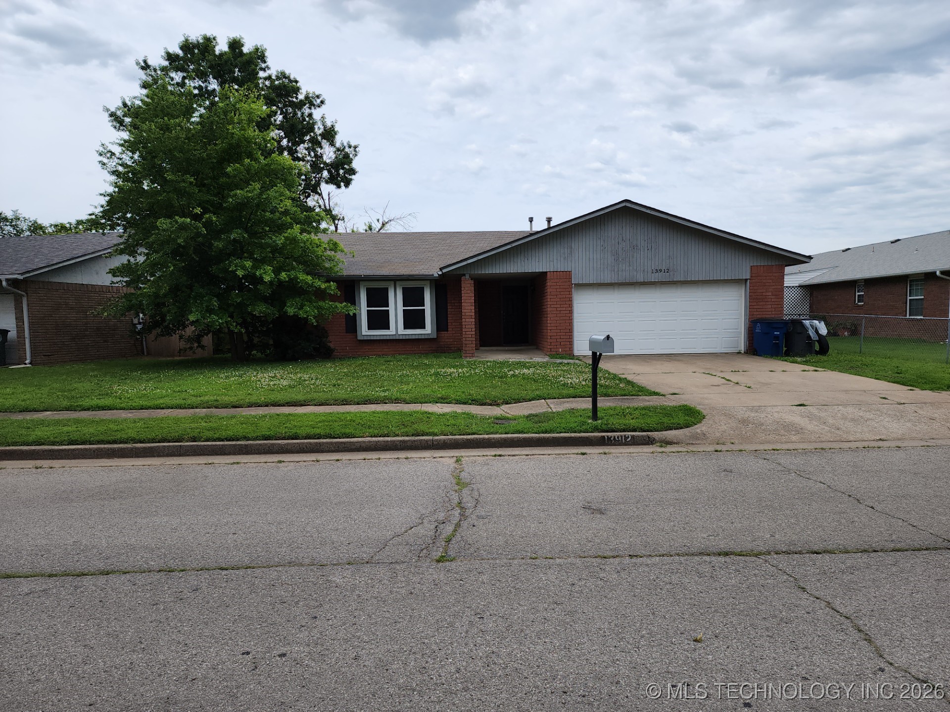 13912 E 15th Street Property Photo 1