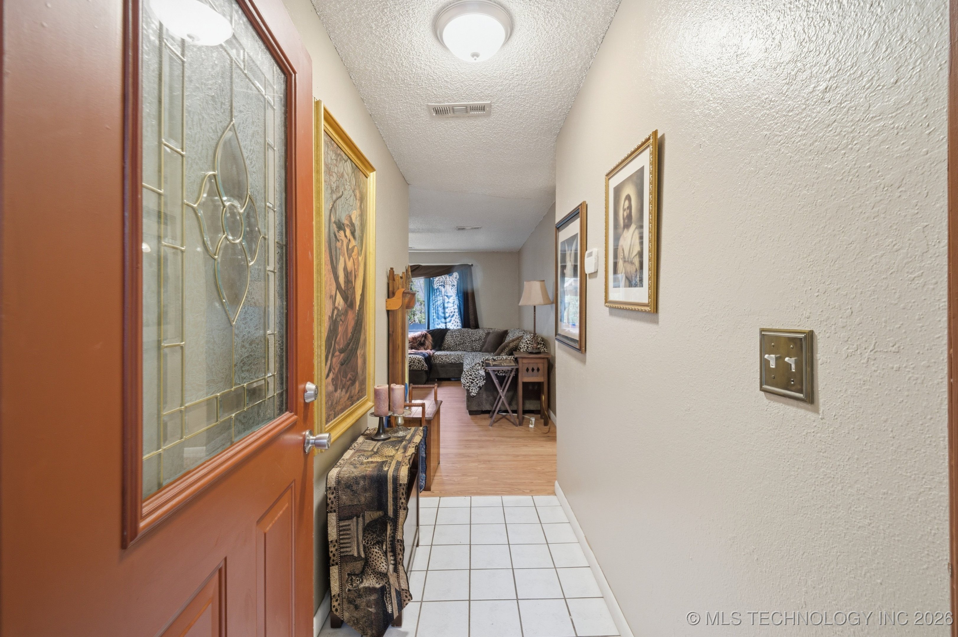 711 W 29th Street Property Photo 4