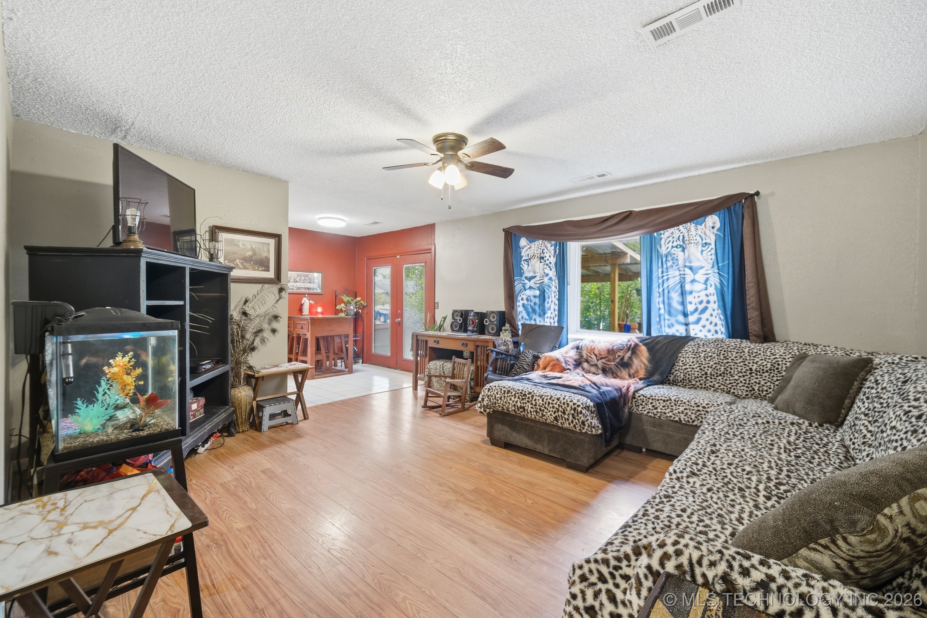 711 W 29th Street Property Photo 5