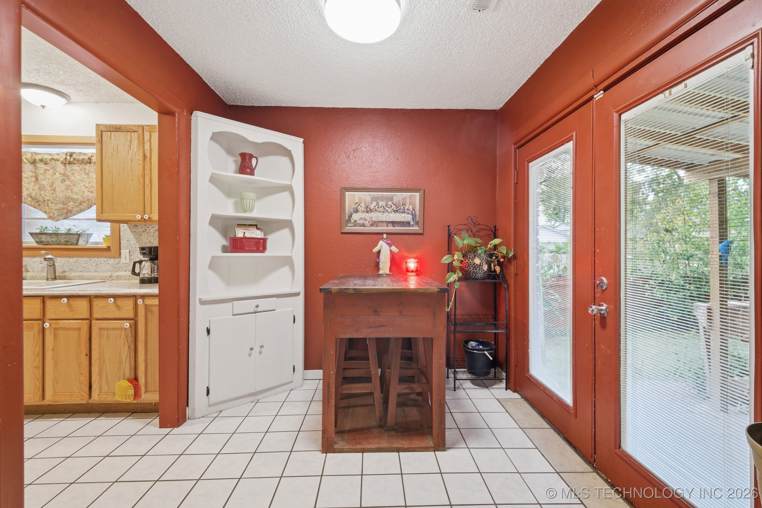 711 W 29th Street Property Photo 7