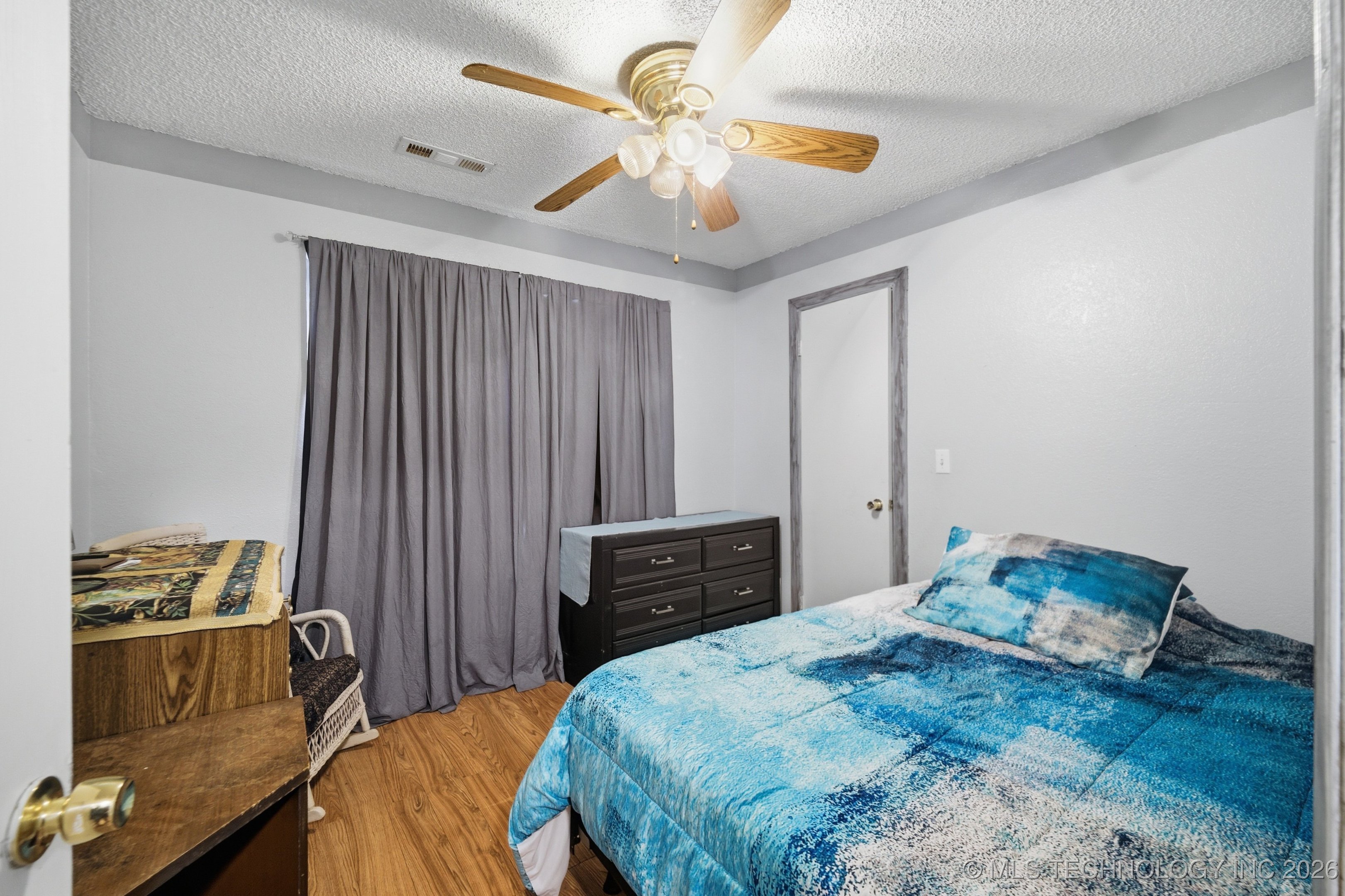 711 W 29th Street Property Photo 11