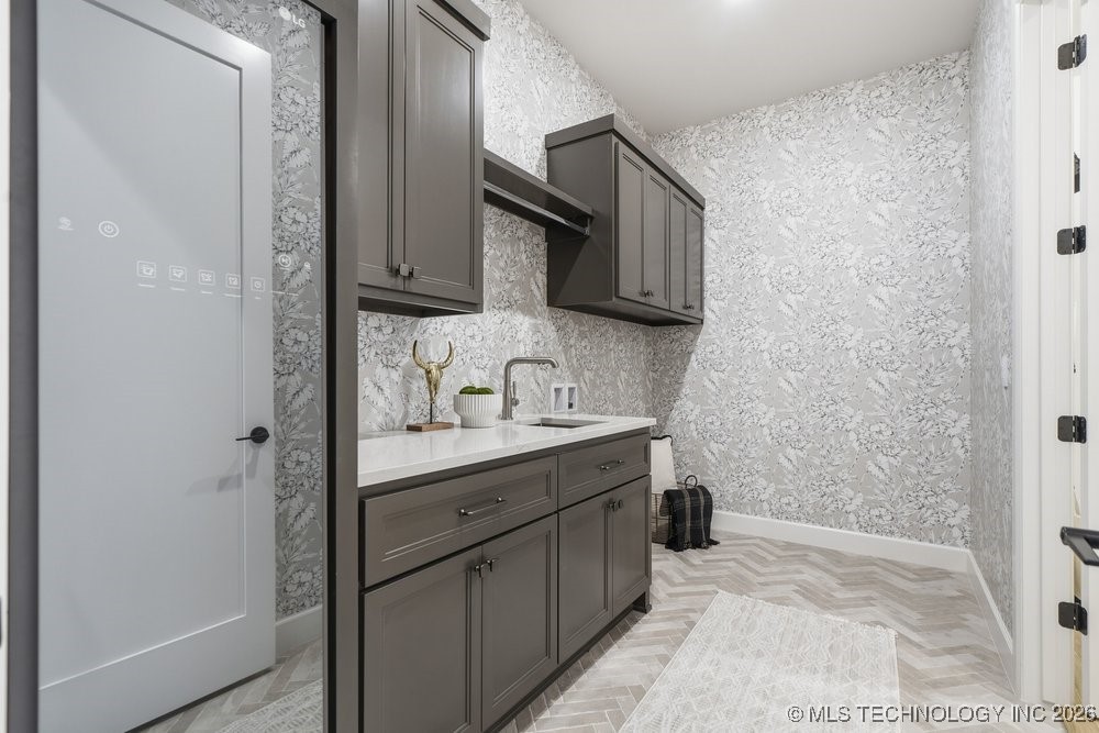 15240 S 27th East Avenue Property Photo 27